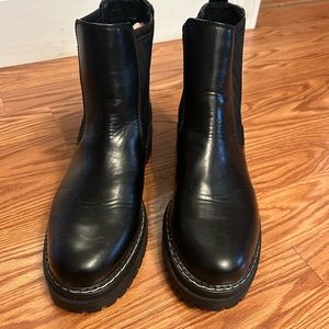 Women’s black chelsea boots size 9.5